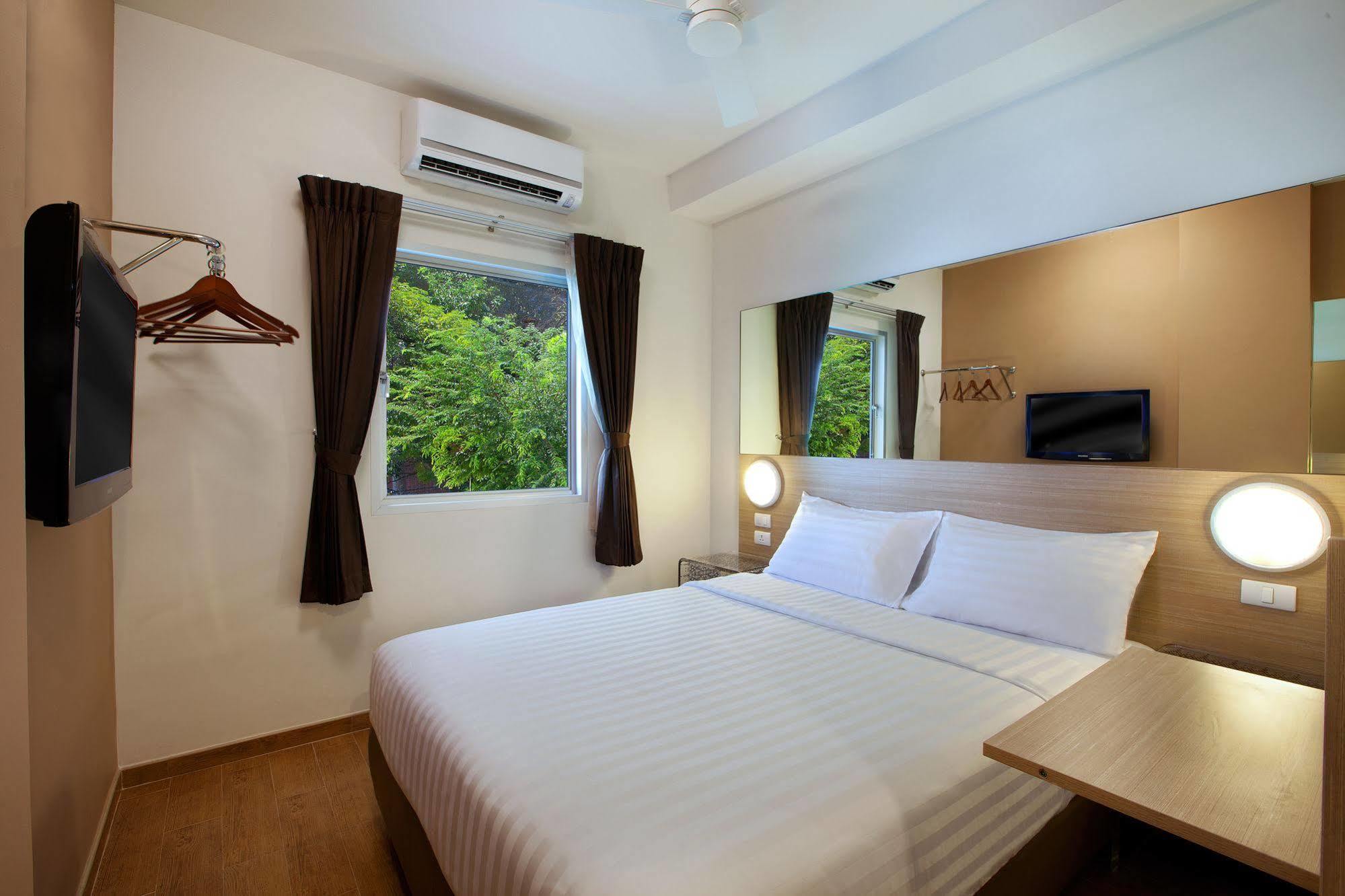 Red Planet Asoke - Sha Extra 3* Бангкок
