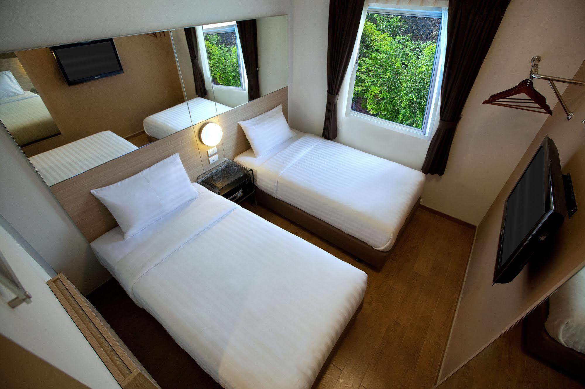 Red Planet Asoke - Sha Extra Отель 3*